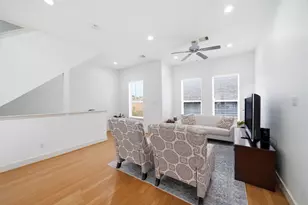 1910 Fletcher St, Houston, TX 77009 - Photo 16