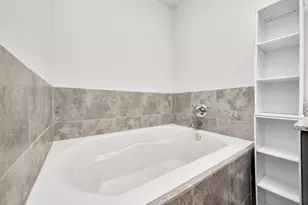 4423 Santorini Ln, Houston, TX 77045 - Photo 28