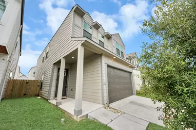 4423 Santorini Lane, Houston, TX 77045 - Photo 4