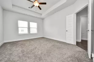 4423 Santorini Ln, Houston, TX 77045 - Photo 16
