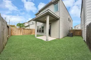 4423 Santorini Ln, Houston, TX 77045 - Photo 40