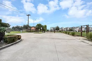 4423 Santorini Ln, Houston, TX 77045 - Photo 48