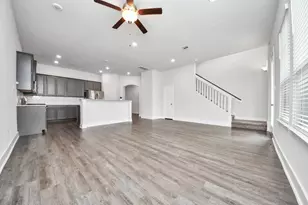 4423 Santorini Ln, Houston, TX 77045 - Photo 18