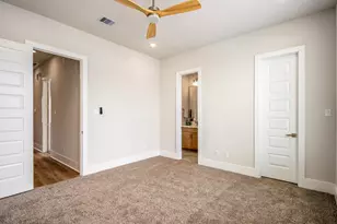 8414 Pech Landing Dr, Houston, TX 77055 - Photo 32