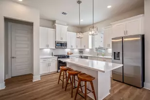 8414 Pech Landing Dr, Houston, TX 77055 - Photo 12