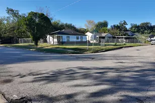 7358 Forrestal St, Houston, TX 77033 - Photo 20