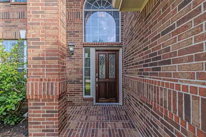 17818 Serene Shore Drive, Cypress, TX 77429 - Photo 4