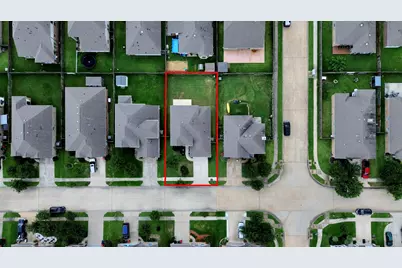 6527 Hunters Trace Lane, Baytown, TX 77521 - Photo 32