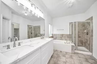 6527 Hunters Trace Ln, Baytown, TX 77521 - Photo 16