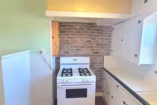 1827 Fourcade St, Houston, TX 77023 - Photo 2