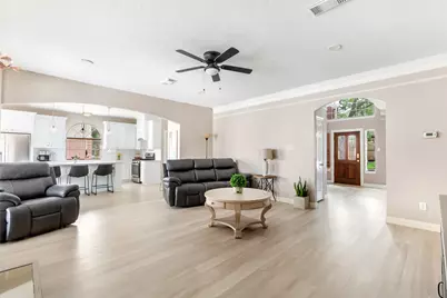 14326 Hartshill Drive, Houston, TX 77044 - Photo 12