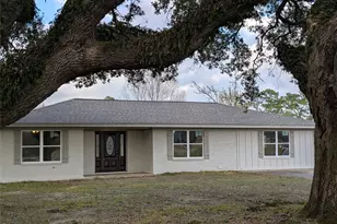 1145 Cuniff Rd, Sour Lake, TX 77659 - Photo 2