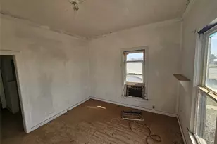 605 E 13th St, Big Spring, TX 79720 - Photo 12