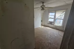 605 E 13th St, Big Spring, TX 79720 - Photo 6