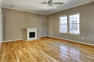 2424 Brun St, Houston, TX 77019 - Photo 2