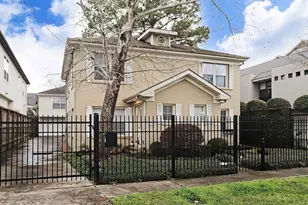 2424 Brun St, Houston, TX 77019 - Photo 14