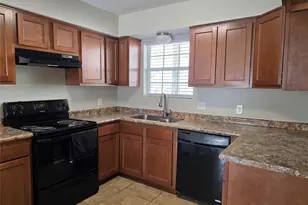 1500 Oleander, La Marque, TX 77568 - Photo 4