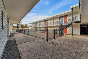 2810 Beauchamp St, Houston, TX 77009 - Photo 8