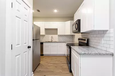 10317 10317 Lake Road Road #15B, Houston, TX 77070 - Photo 6