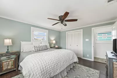 16634 Jamaica Beach Road, Jamaica Beach, TX 77554 - Photo 18