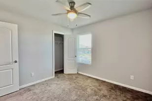 140 Kelly St, Angleton, TX 77515 - Photo 16