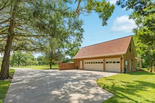 113 Rosewood St, Lake Jackson, TX 77566 - Photo 44