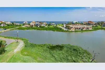 1917 Clopper Street, Seabrook, TX 77586 - Photo 4