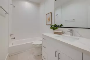 1634 Castle Ct, Houston, TX 77006 - Photo 36