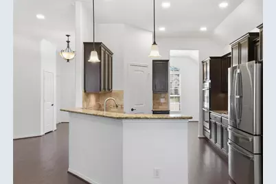 212 Fallow Buck Court, Conroe, TX 77384 - Photo 12