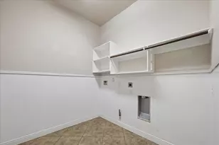 323 W Bend Dr, League City, TX 77573 - Photo 22