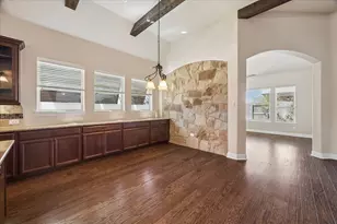 323 W Bend Dr, League City, TX 77573 - Photo 12