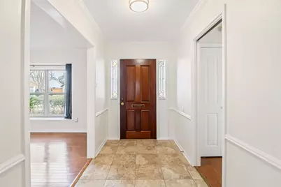 10503 Raritan Drive, Houston, TX 77043 - Photo 2