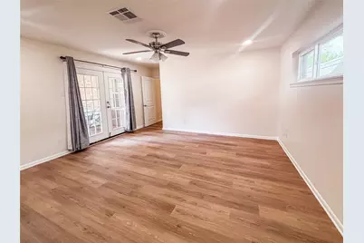 10503 Raritan Drive, Houston, TX 77043 - Photo 12