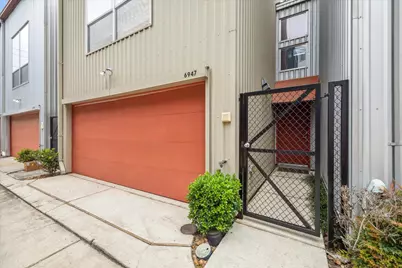 6947 Ardmore Street, Houston, TX 77054 - Photo 2