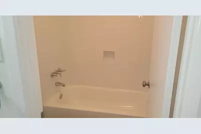 7702 Candlegreen Lane, Houston, TX 77071 - Photo 10