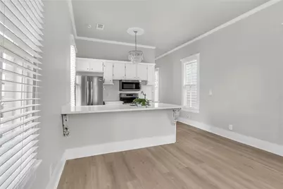 3907 Ursuline Street, Galveston, TX 77550 - Photo 6
