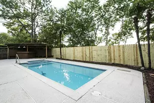 1618 Westhurst Ln, Houston, TX 77077 - Photo 2