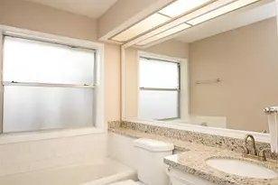 1618 Westhurst Ln, Houston, TX 77077 - Photo 28