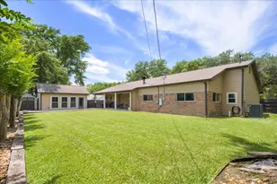 1502 Reimer St, Brenham, TX 77833 - Photo 4