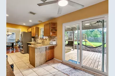 14422 Oak Chase Dr Drive, Houston, TX 77062 - Photo 12