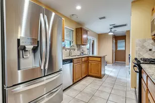 14422 Oak Chase Dr Dr, Houston, TX 77062 - Photo 16