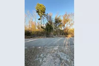 8005 Charlesmont Street, Houston, TX 77078 - Photo 6