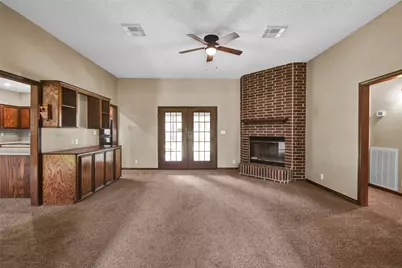 301 Jansen Dr Drive, West Columbia, TX 77486 - Photo 14