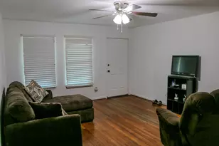 4318 Heite St, Houston, TX 77022 - Photo 4