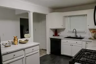 4318 Heite St, Houston, TX 77022 - Photo 6
