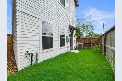 7504 Carver Road #B, Houston, TX 77088 - Photo 22