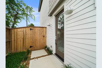 7504 Carver Road #B, Houston, TX 77088 - Photo 24