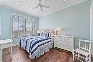 1243 Pilot Ln, Galveston, TX 77554 - Photo 38