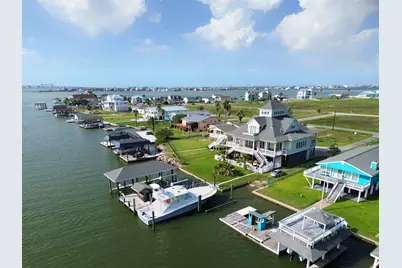 1243 Pilot Lane, Galveston, TX 77554 - Photo 4