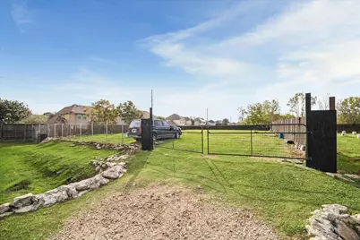 15107 Tomasa Street, Sugar Land, TX 77498 - Photo 10